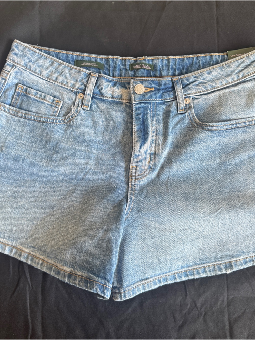 Wild Fable Women's Size 12 Mid Rise Midi Denim Shorts Light Wash NWT